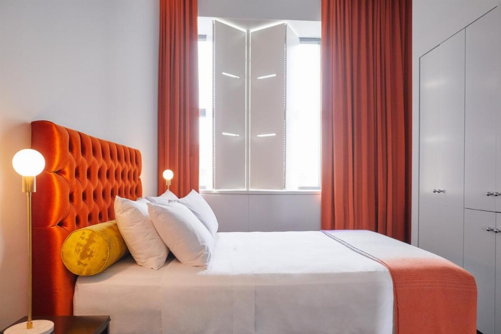 Room image 3